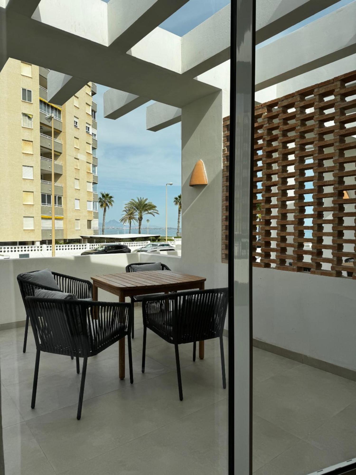 Reyes Catolicos Premium Beach, Playa Urbanova, Аликанте Экстерьер фото