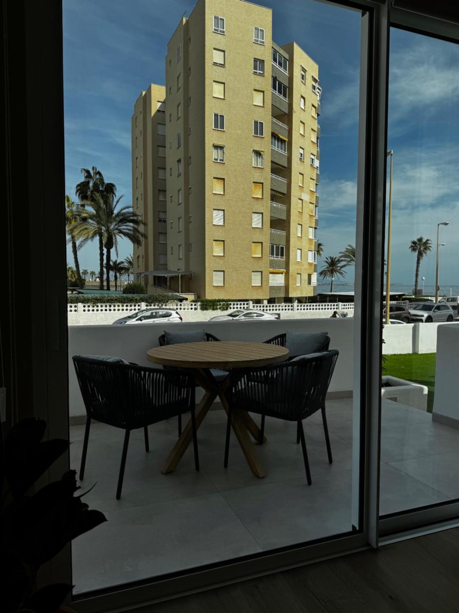 Reyes Catolicos Premium Beach, Playa Urbanova, Аликанте Экстерьер фото