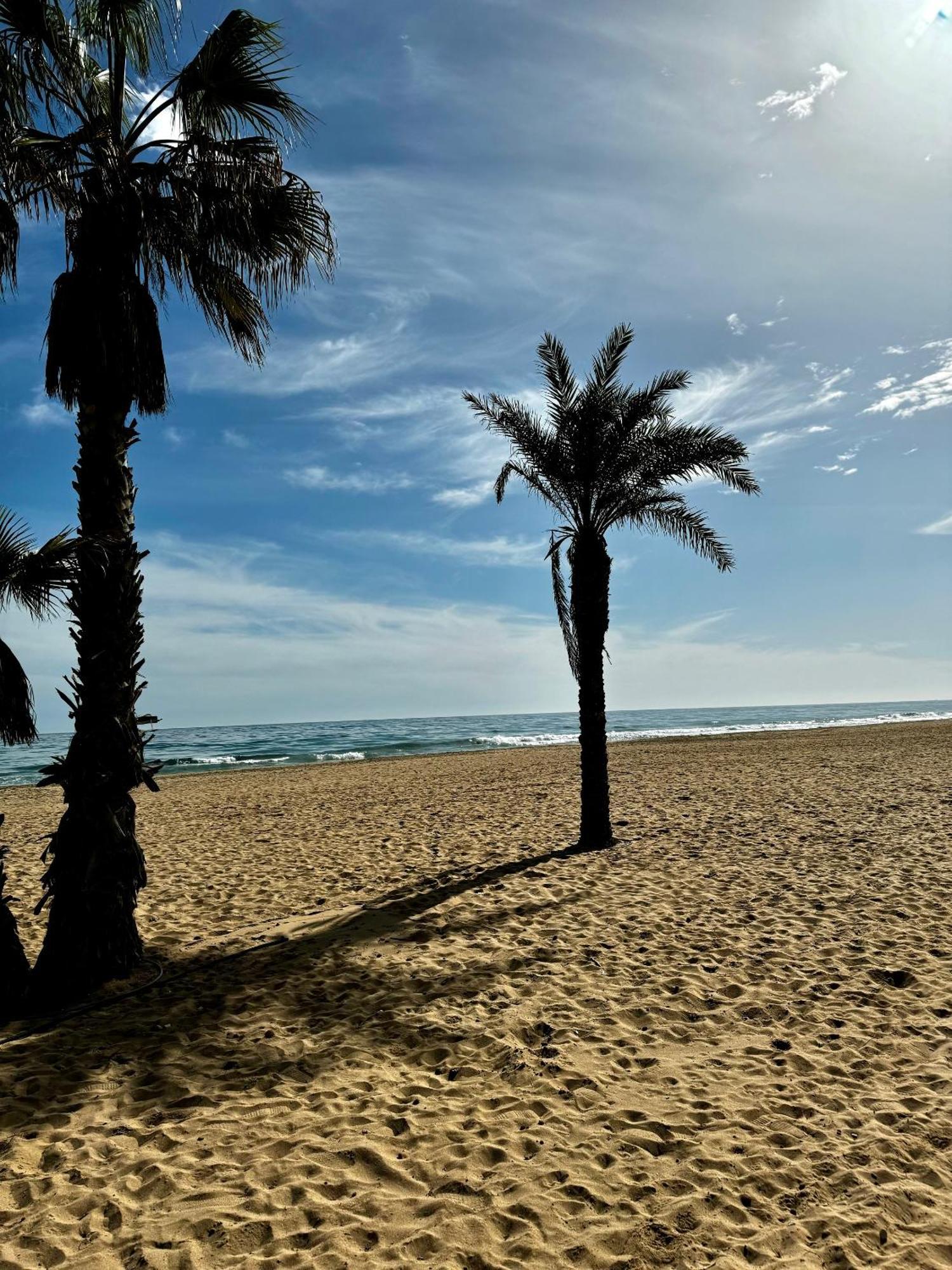 Reyes Catolicos Premium Beach, Playa Urbanova, Аликанте Экстерьер фото